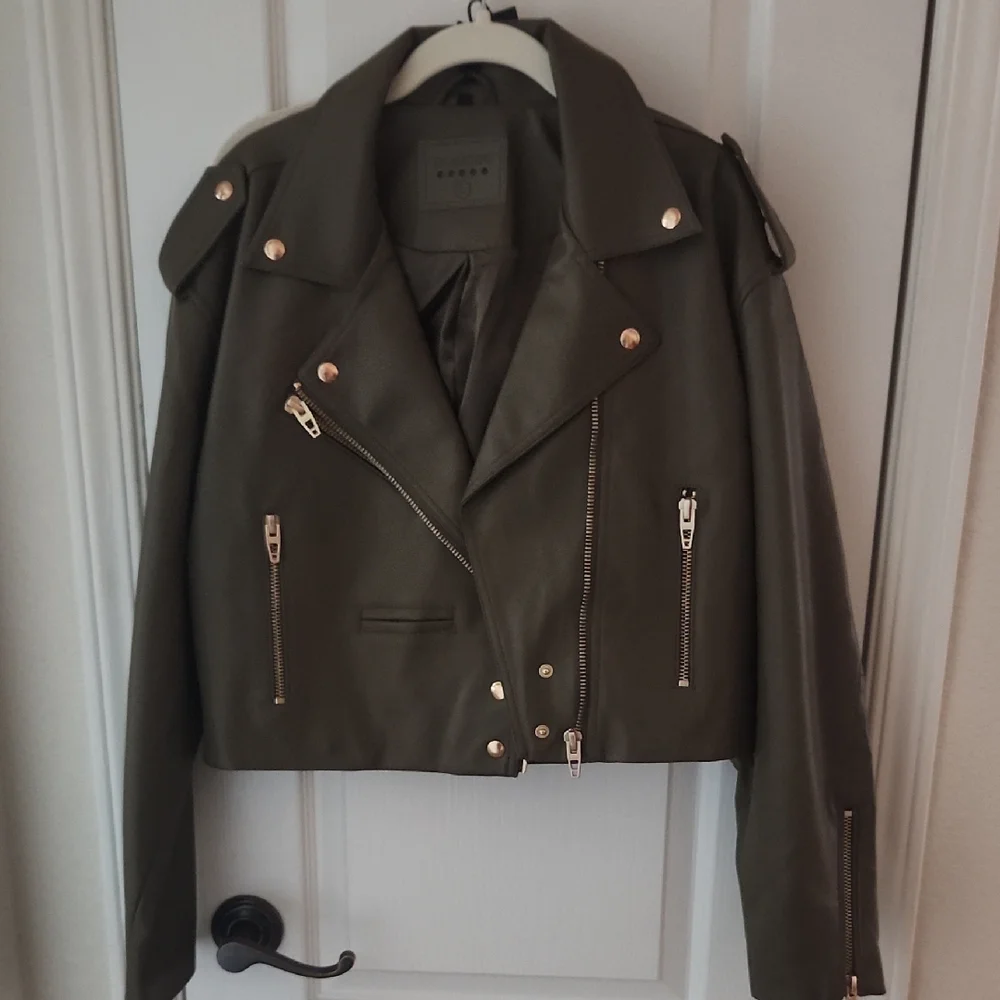 Blank NYC‎ Dark Olive Faux Leather Jacket, Size Large